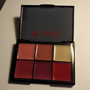 Quo Lip Gloss Pallette